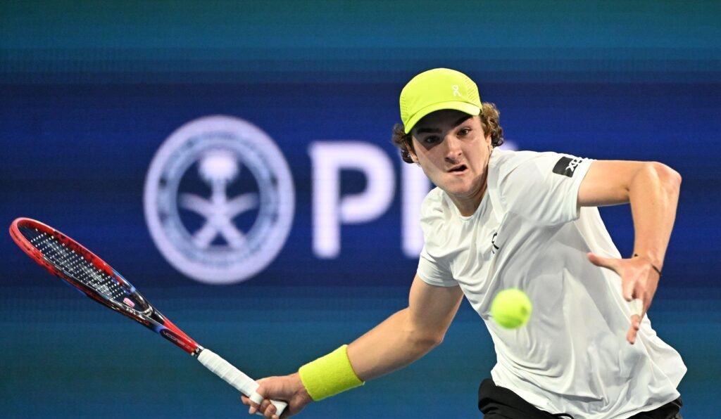 US Open 2025 promete duelo entre Alcaraz e Sinner e premiação recorde de US$ 90 milhões - Imagem do artigo original