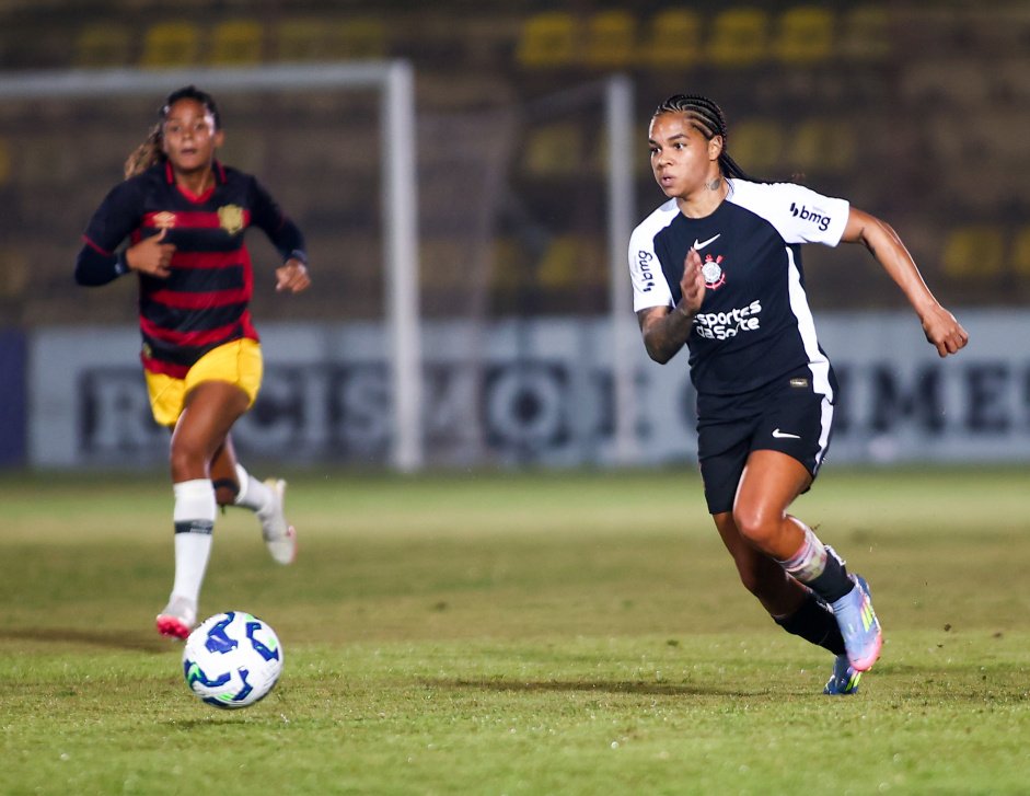 Gisela Robledo supera marca pessoal de partidas no Corinthians e busca retomar poder de fogo - Imagem do artigo original