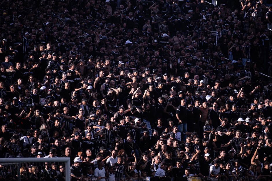 Fiel mantém Corinthians na liderança de ocupação dos estádios no Brasileirão 2025 - Imagem do artigo original