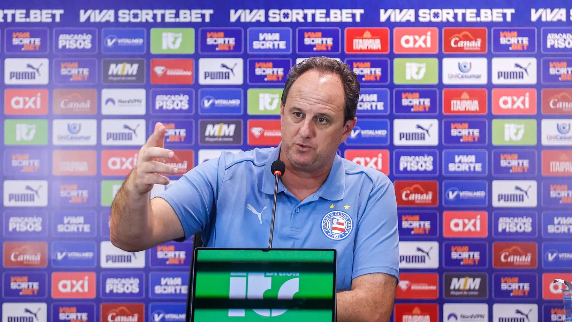 Rogério Ceni defende goleiros do Bahia e aponta falhas de postura após 3 a 3 com o Fluminense - Imagem do artigo