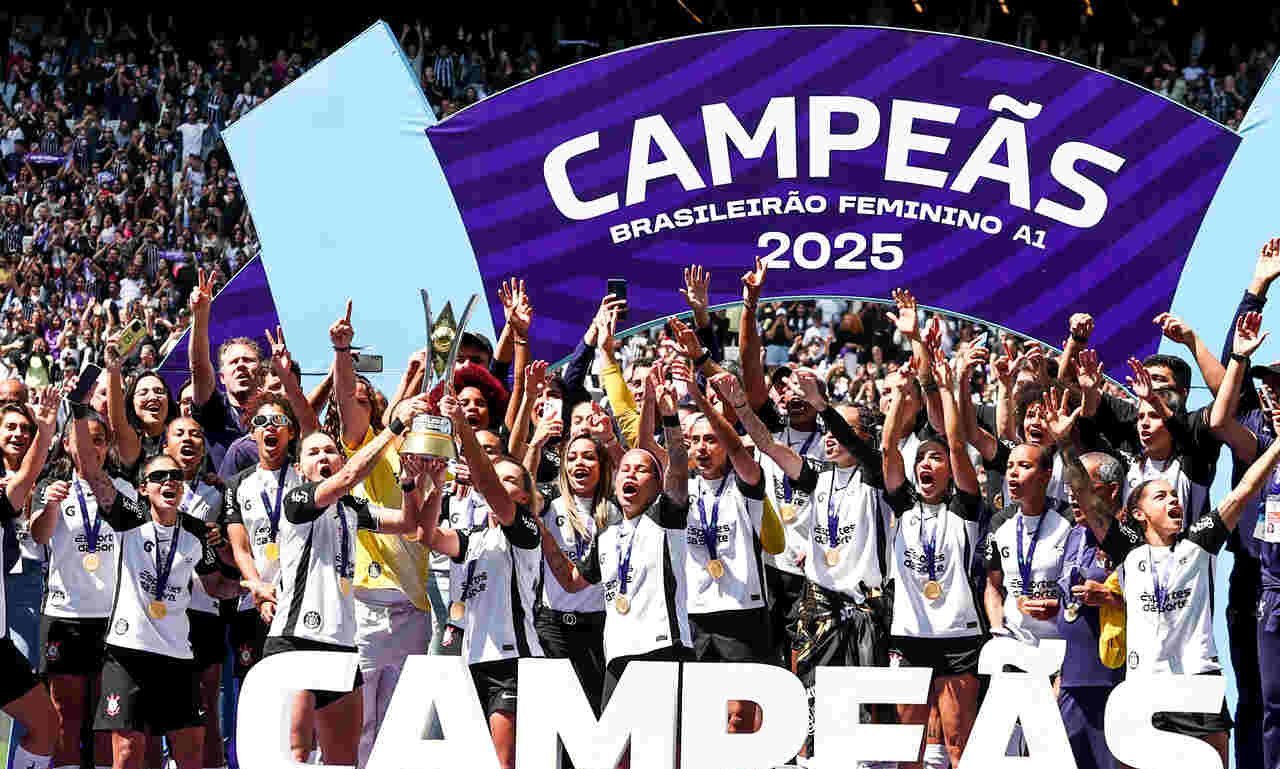 Corinthians bate recorde de renda no futebol feminino com final do Brasileirão 2025 - Imagem do artigo