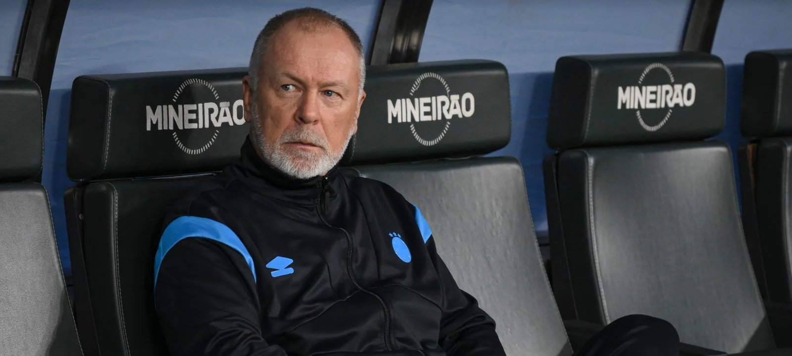 Gre-Nal 488: possível escalação com Edenílson gera protestos da torcida do Grêmio - Imagem do artigo