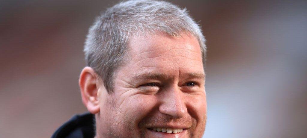 Luto no futebol feminino: ex-técnico do Liverpool, Matt Beard, morre aos 47 anos - Imagem do artigo original