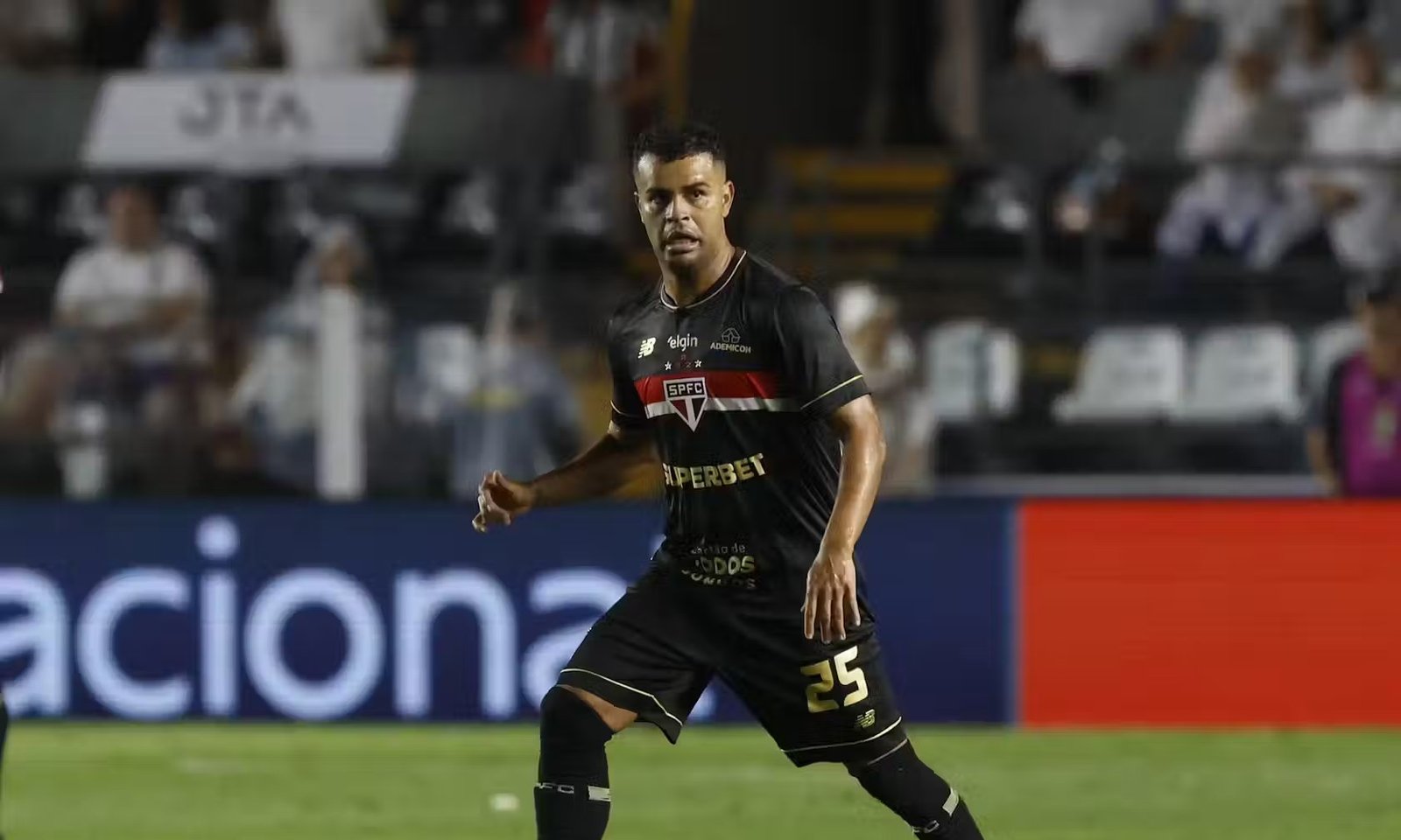 Alisson admite peso de time alternativo na derrota e mira “final” do São Paulo contra a LDU - Imagem do artigo