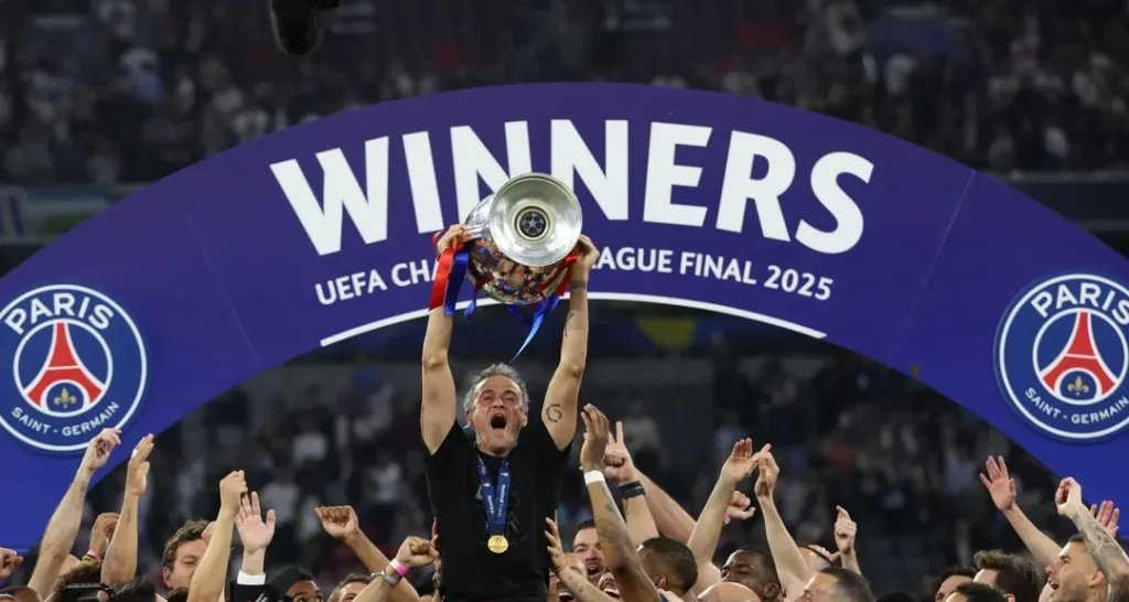 UEFA muda regras de direitos da Champions League e abre caminho para Netflix competir por transmissão global - Imagem do artigo