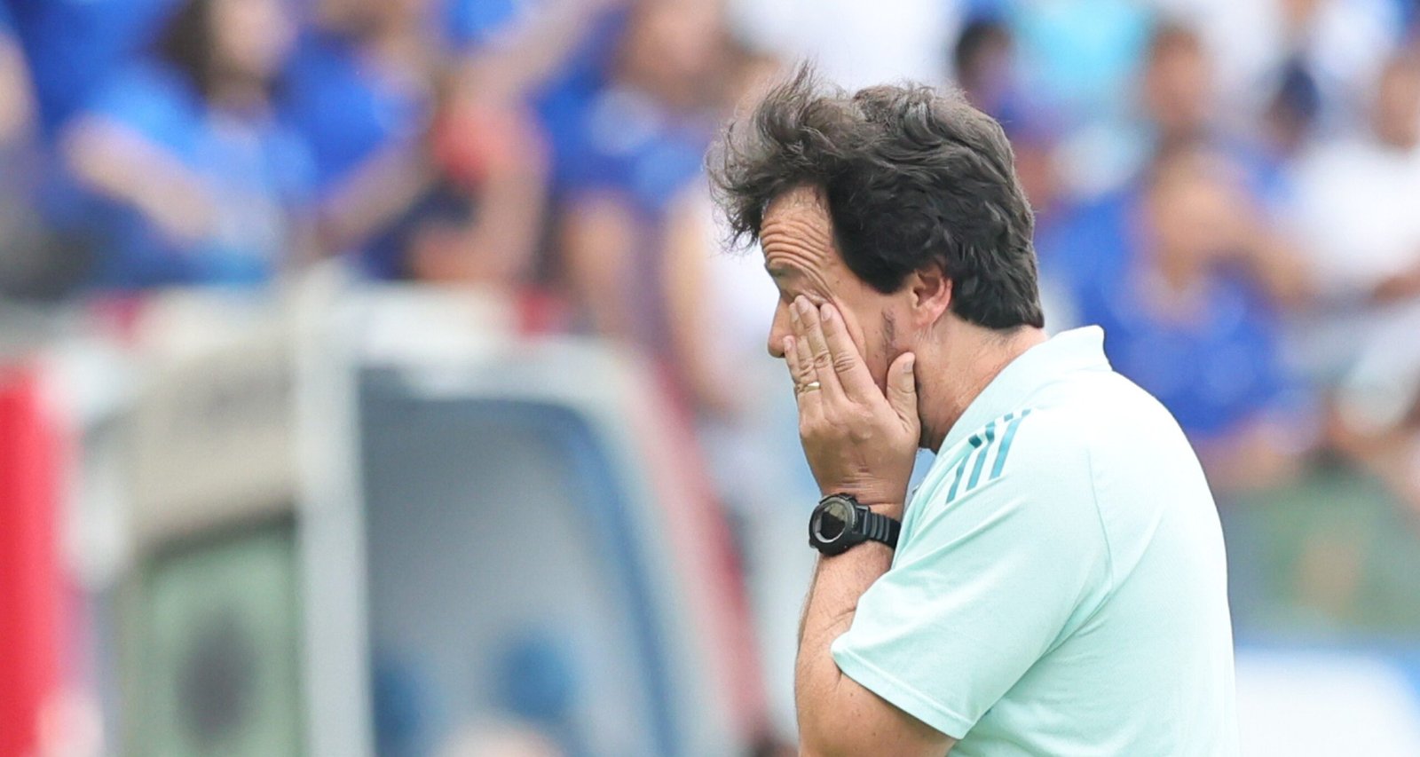 Cruzeiro encara Vasco e reencontra Fernando Diniz após passagem turbulenta em 2024 - Imagem do artigo