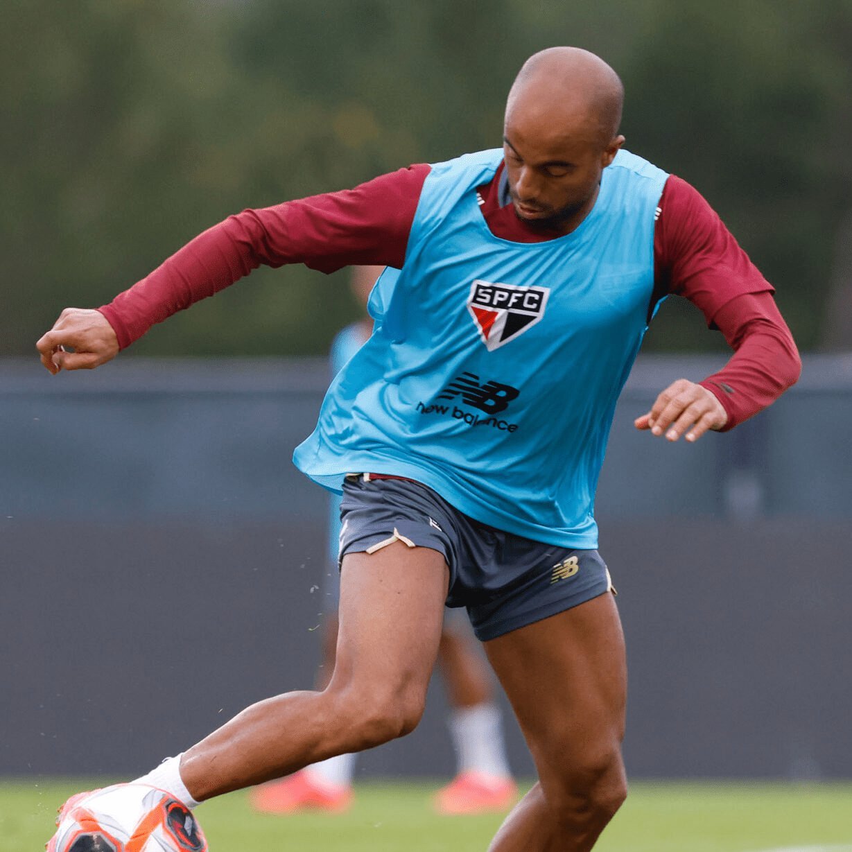 Lucas Moura descarta saída do São Paulo e traça metas ambiciosas para 2025 - Imagem do artigo