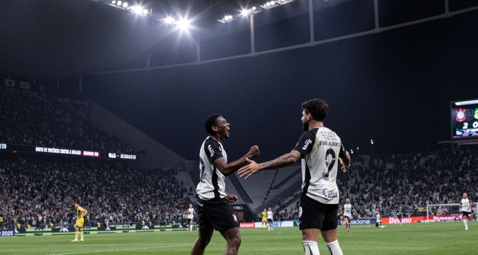 Corinthians bate recorde de artilheiros em 2025 e reforça poder coletivo - Imagem do artigo