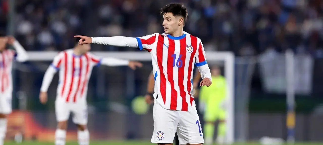Damian Bobadilla rouba a cena em empate do Paraguai com o Japão e atrai olhares internacionais - Imagem do artigo