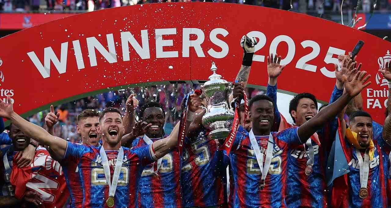 UEFA planeja ampliar prazo para resolver conflitos de multipropriedade após caso Crystal Palace - Imagem do artigo